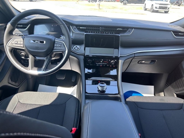 2025 Jeep Grand Cherokee Laredo X:25-222