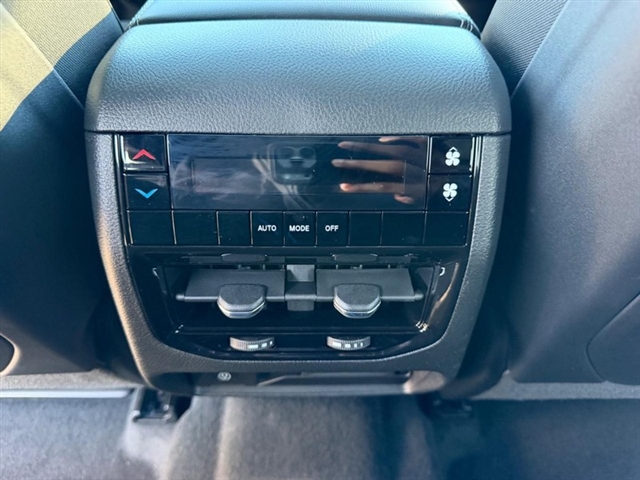 2027 Jeep Grand Cherokee L Altitude:27-035