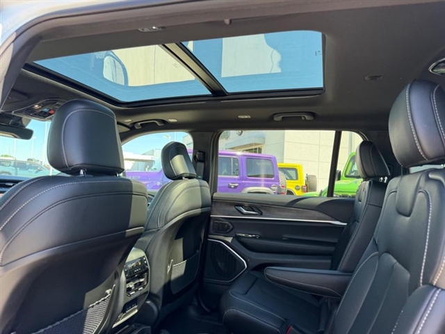 2026 Jeep Grand Cherokee L Limited:26-144