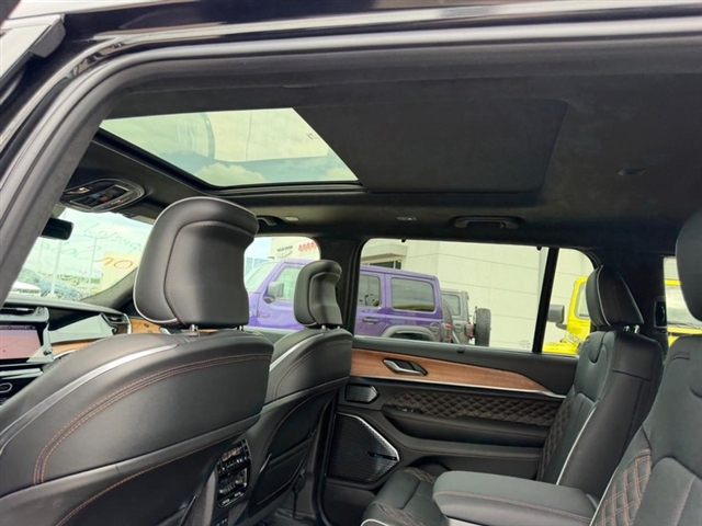 2026 Jeep Grand Cherokee L Summit:26-170