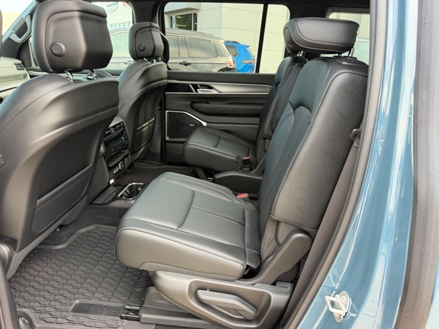 2026 Jeep Grand Wagoneer Upland:26-172