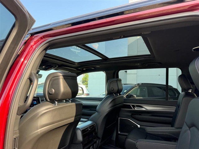 2026 Jeep Grand Wagoneer Upland:26-222