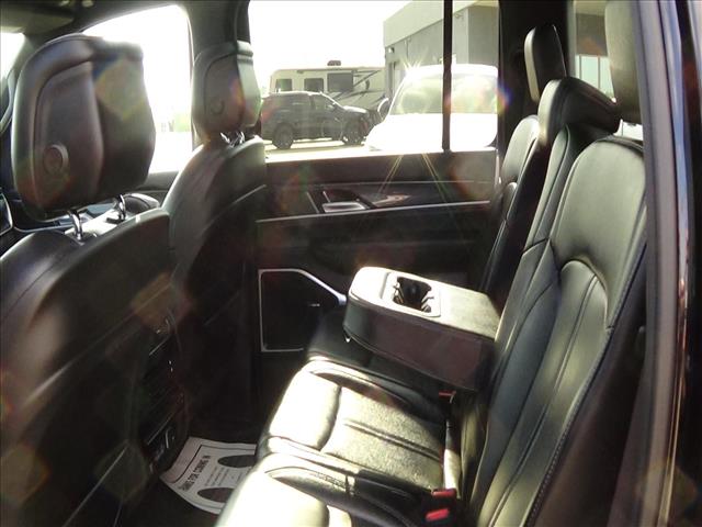 2024 Jeep Wagoneer Base:C6877