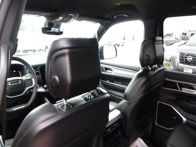 2025 Jeep Wagoneer Series II:C6964