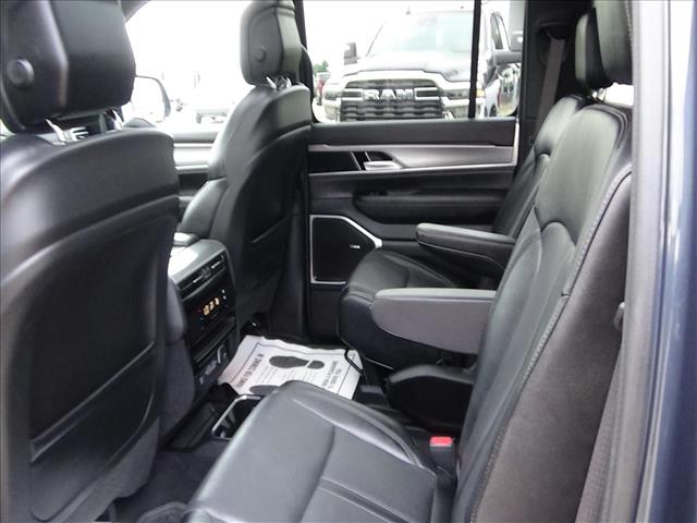 2024 Jeep Wagoneer Carbide:C6696