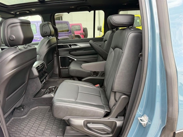 2026 Jeep Grand Wagoneer:26-108