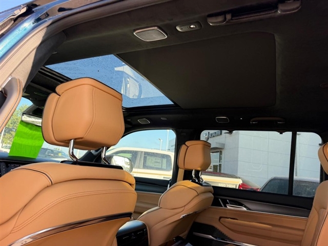 2026 Jeep Grand Wagoneer Summit Reserve:26-239