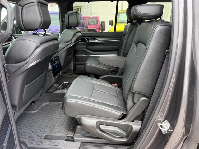 2026 Jeep Grand Wagoneer:26-105