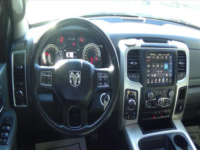 2016 RAM 1500 Big Horn:26-053A1