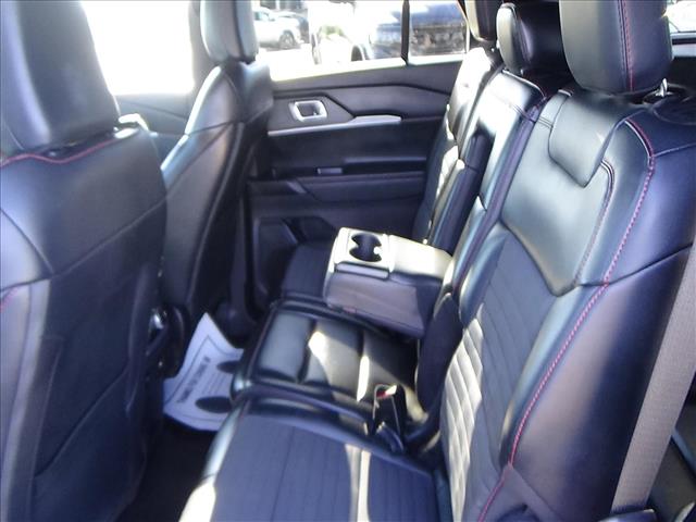 2025 Ford Explorer ST-Line:C7103