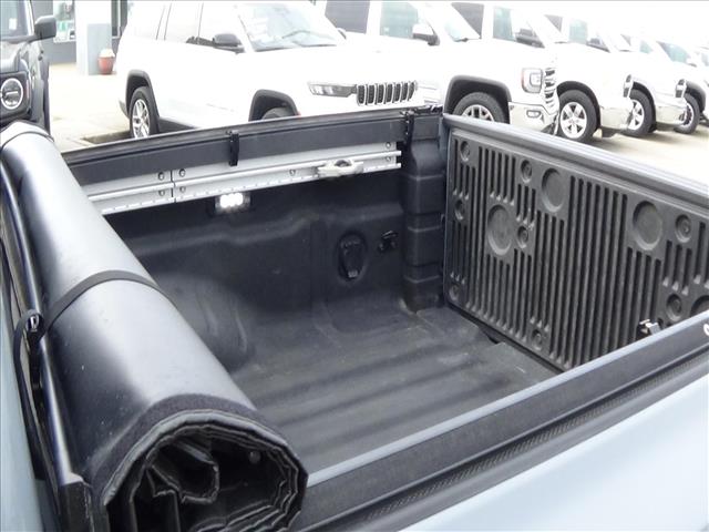 2023 Nissan Frontier PRO-4X:C6611B