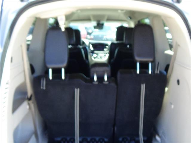 2024 Chrysler Pacifica Touring L:C6854