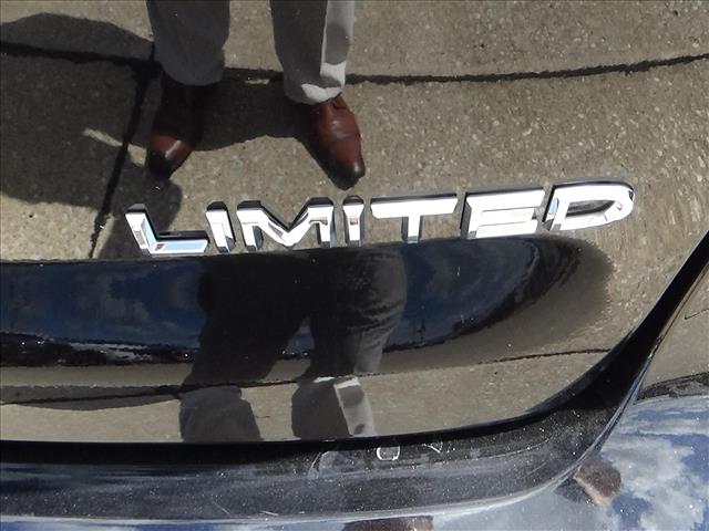 2026 Chrysler Pacifica Limited:C6985