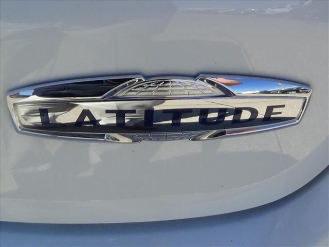 2025 Jeep Compass Latitude:C6923