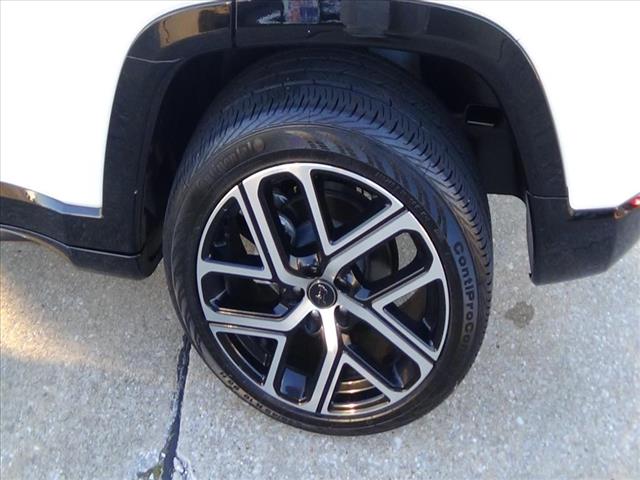 2025 Jeep Compass Limited:C6648