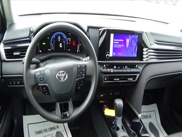 2025 Toyota Camry LE:C6900