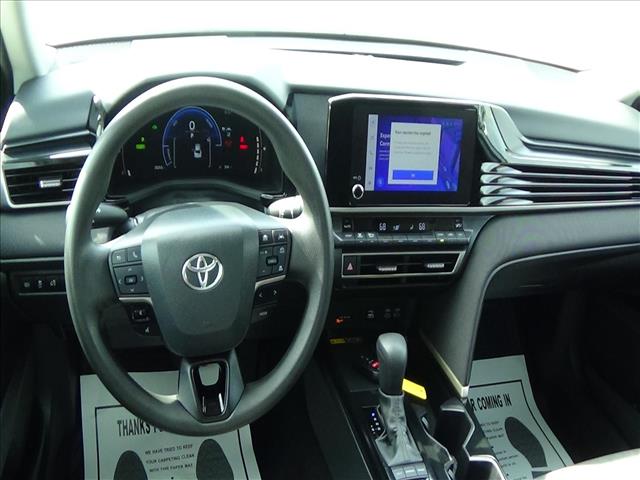 2025 Toyota Camry LE:C6887