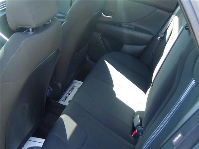 2025 Hyundai ELANTRA SEL Convenience:C6967
