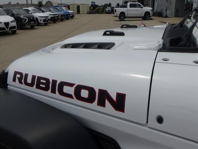2022 Jeep Wrangler Unlimited Rubicon:26-151B