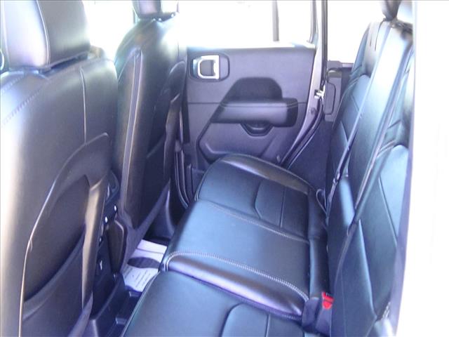 2023 Jeep Wrangler Sahara 4xe:C6929