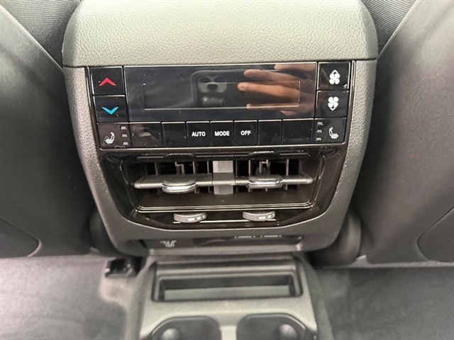 2025 Jeep Grand Cherokee L Limited:25-246