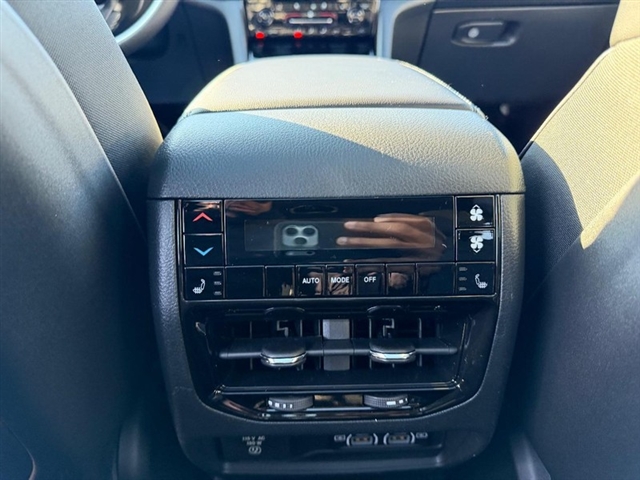 2025 Jeep Grand Cherokee L Limited:25-241