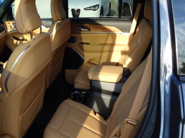 2024 Jeep Grand Cherokee L Summit Reserve:C6628A