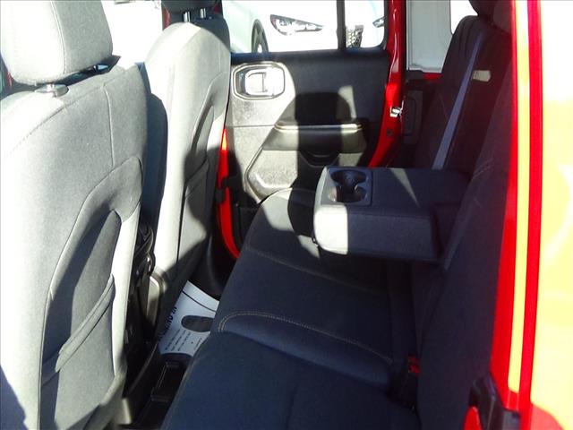 2025 Jeep Wrangler Sahara 4xe:C6974