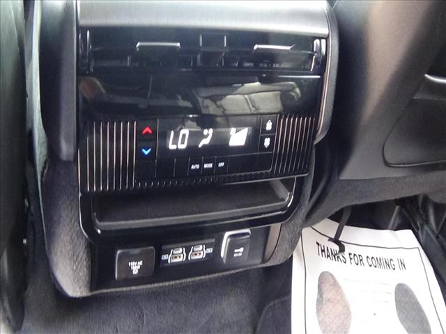 2025 Jeep Wagoneer L Base:C6863