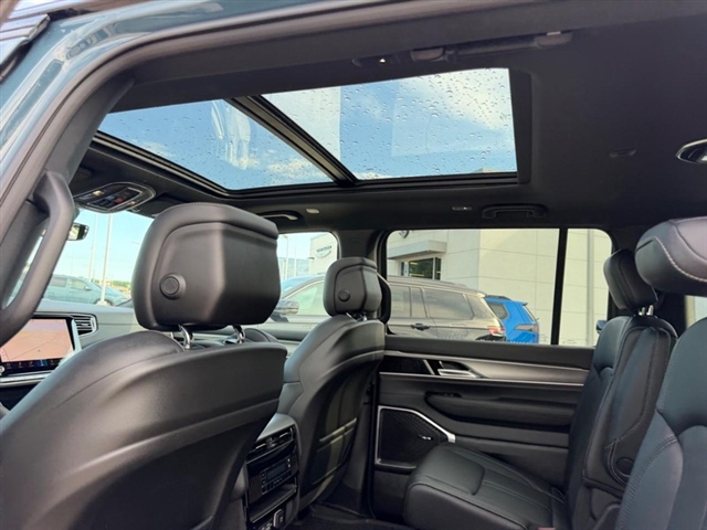 2026 Jeep Grand Wagoneer Upland:26-172