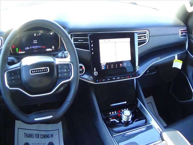 2024 Jeep Wagoneer Base:C7015