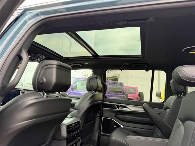 2026 Jeep Grand Wagoneer:26-108