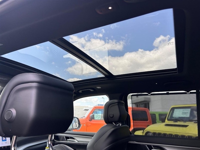 2025 Jeep Wagoneer Series III