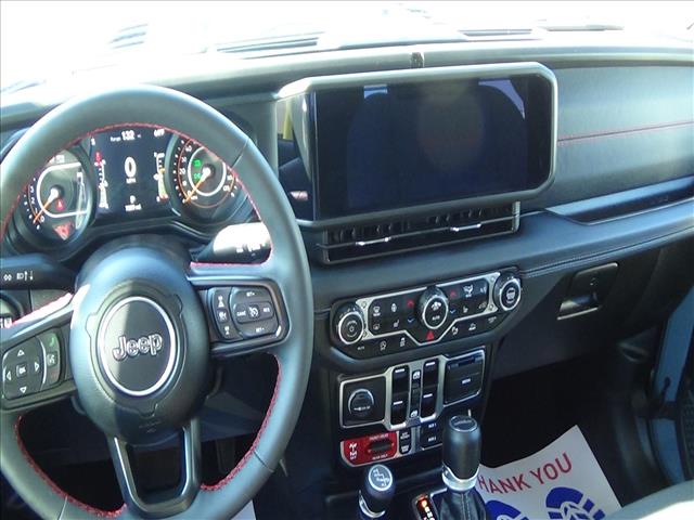 2024 Jeep Gladiator Rubicon:C6911