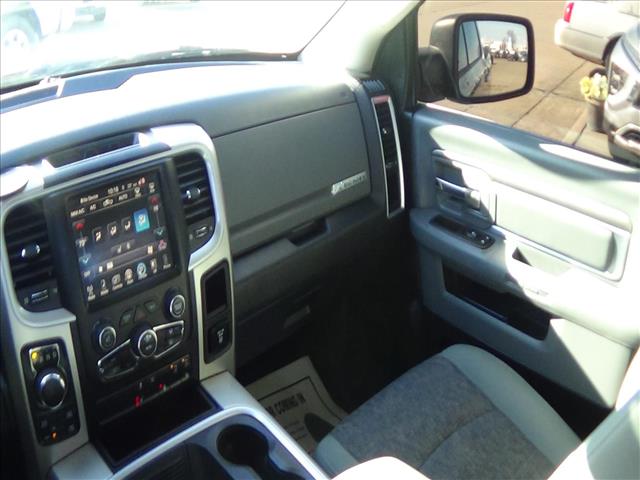 2016 RAM 1500 Big Horn:26-053A1