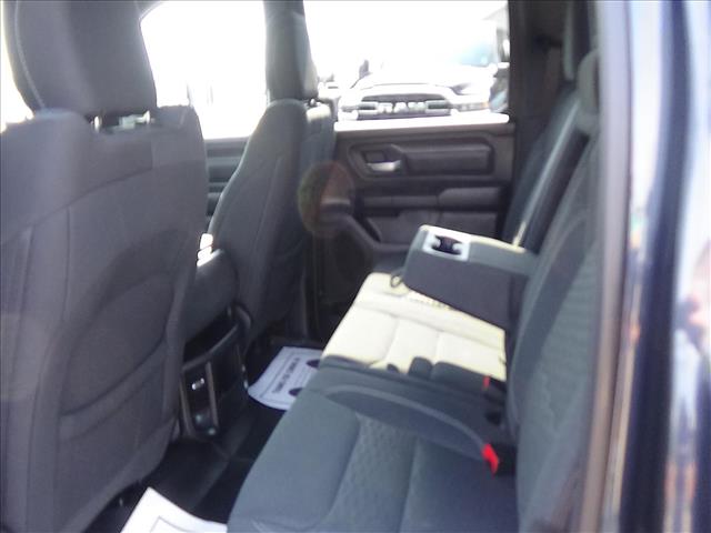 2025 RAM 1500 Warlock:C7064