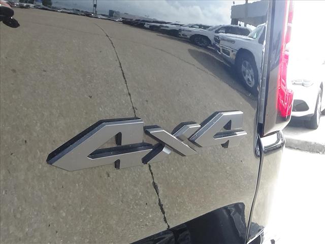 2025 RAM 1500 Warlock:C7033