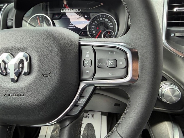 2026 RAM 1500 Laramie:26-092