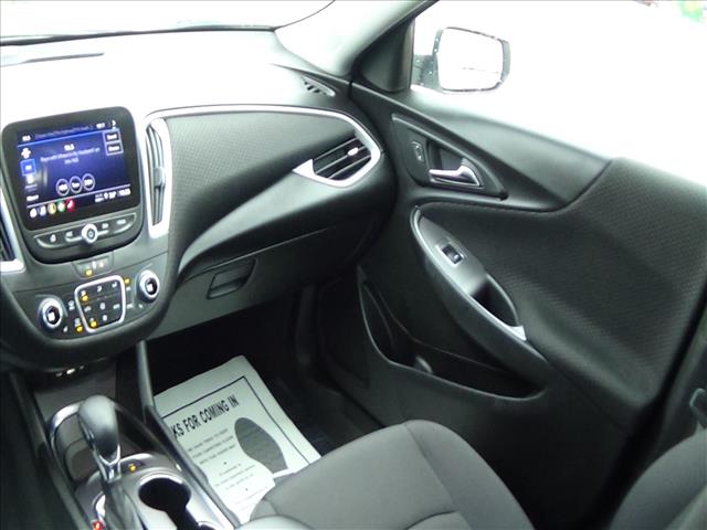 2024 Chevrolet Malibu LT:C6742