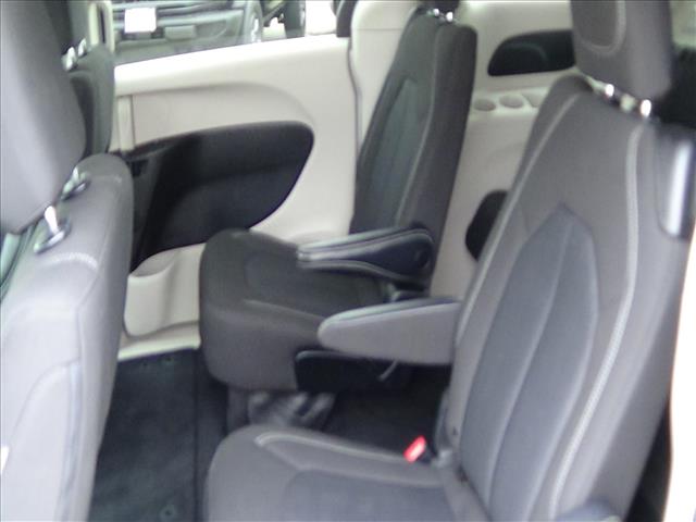 2023 Chrysler Voyager LX:C6853