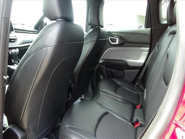 2025 Jeep Compass Latitude:C7115