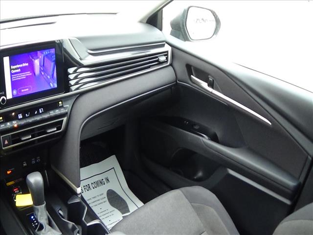 2025 Toyota Camry LE:C6900