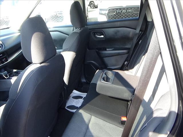 2025 Nissan Rogue SV:C7051