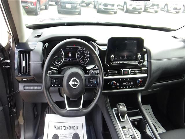 2025 Nissan Pathfinder SV:C7061