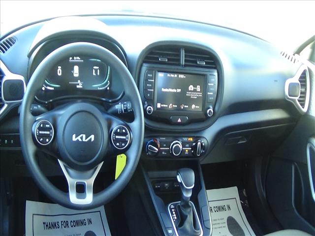 2023 Kia Soul LX:C6803