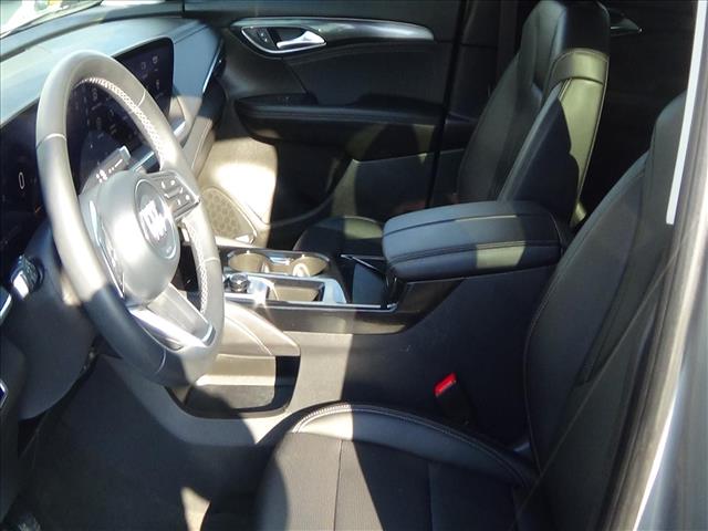 2025 Buick Envision Preferred:C6820