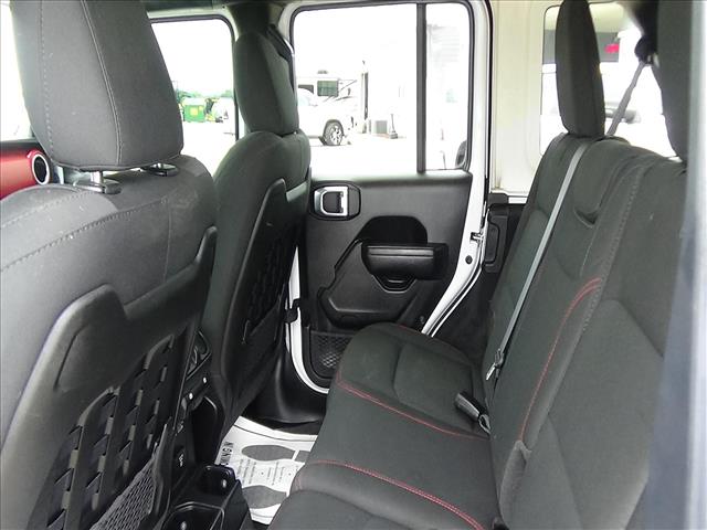 2022 Jeep Wrangler Unlimited Rubicon:26-151B