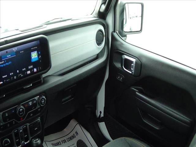 2025 Jeep Wrangler Sport S:C6824