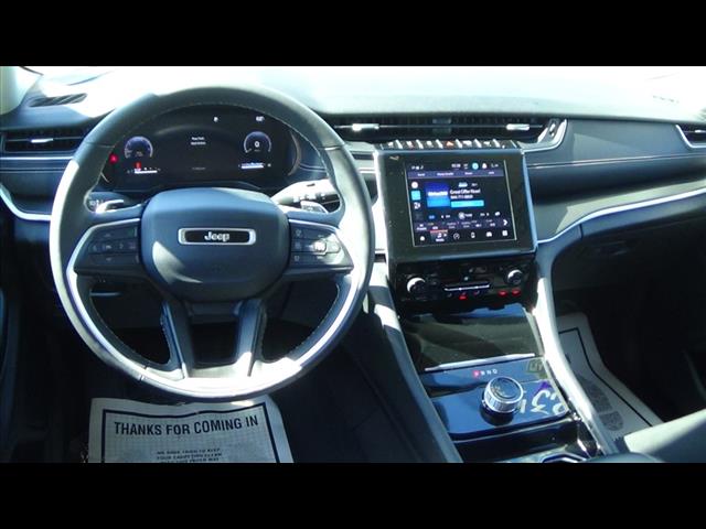 2023 Jeep Grand Cherokee L Laredo