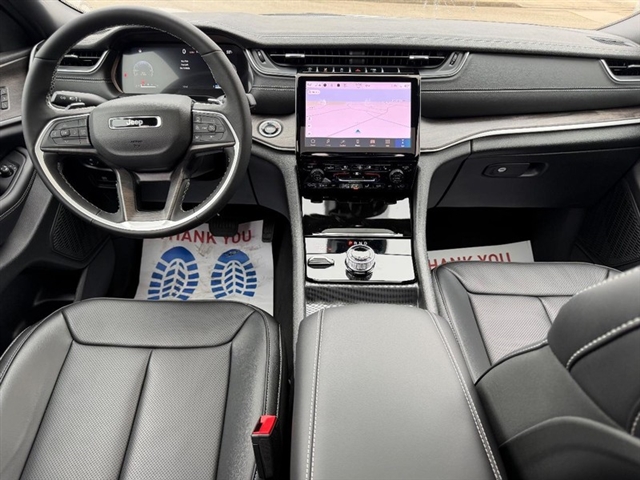 2025 Jeep Grand Cherokee L Limited:25-242